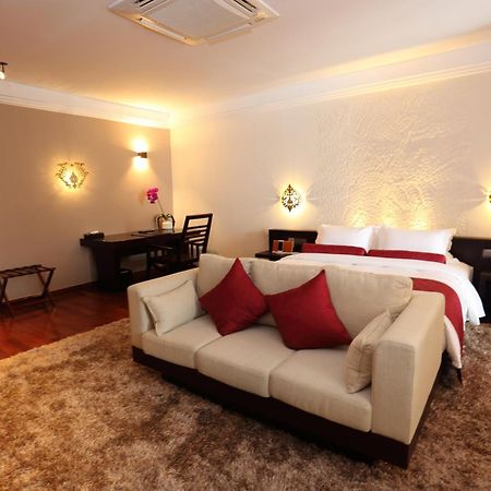 Arunreas Hotel Phnom Penh Oda fotoğraf