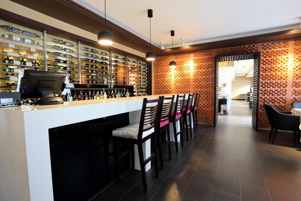 Arunreas Hotel Phnom Penh Dış mekan fotoğraf