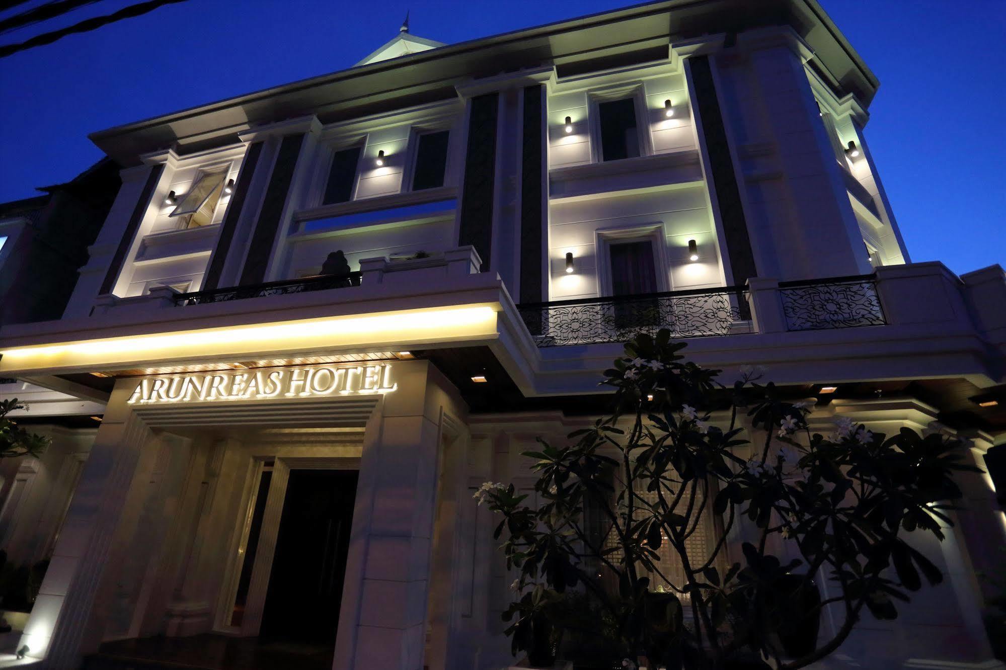 Arunreas Hotel Phnom Penh Dış mekan fotoğraf