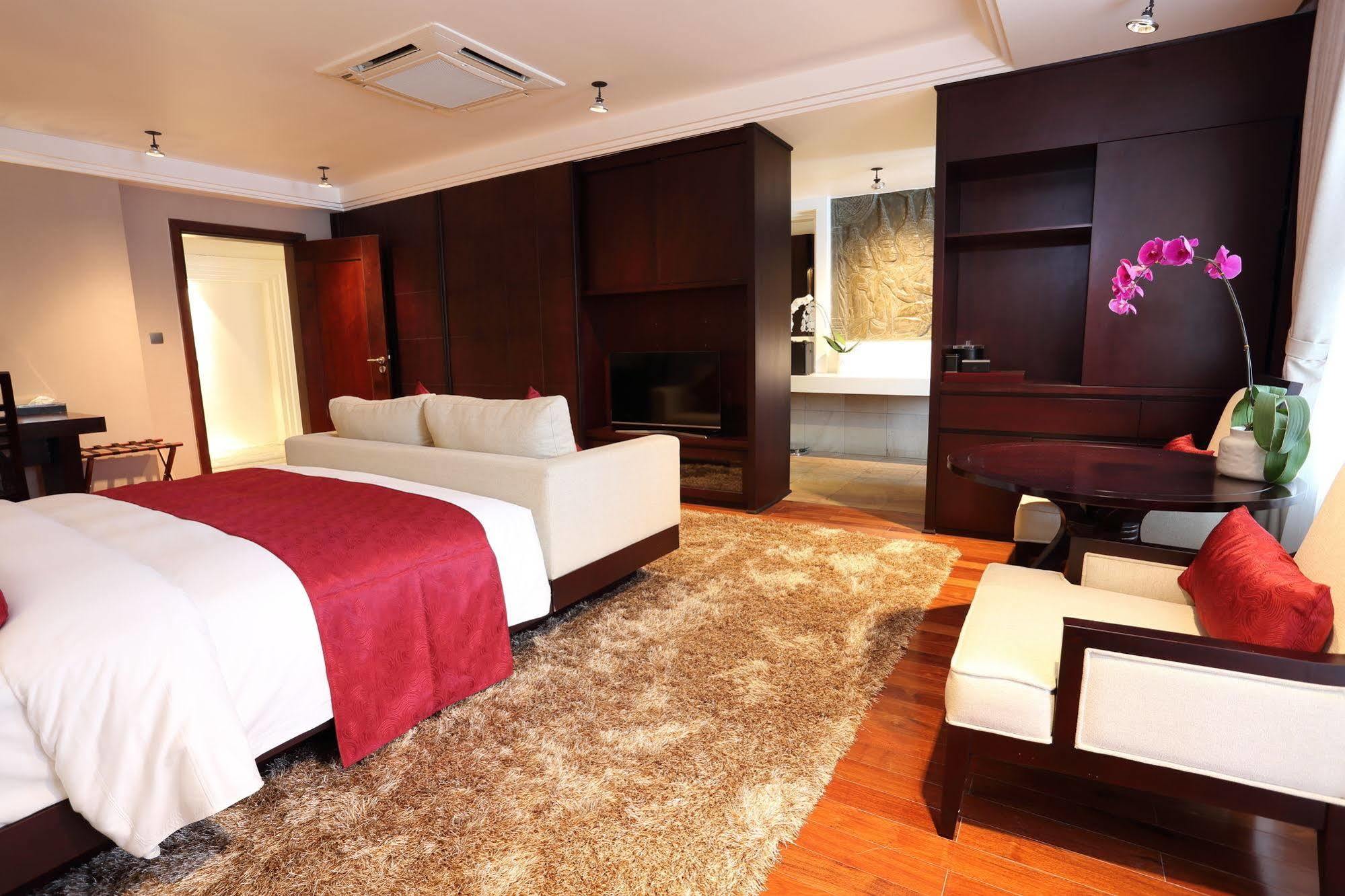 Arunreas Hotel Phnom Penh Dış mekan fotoğraf